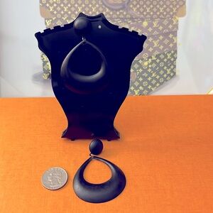 Black metal earrings.